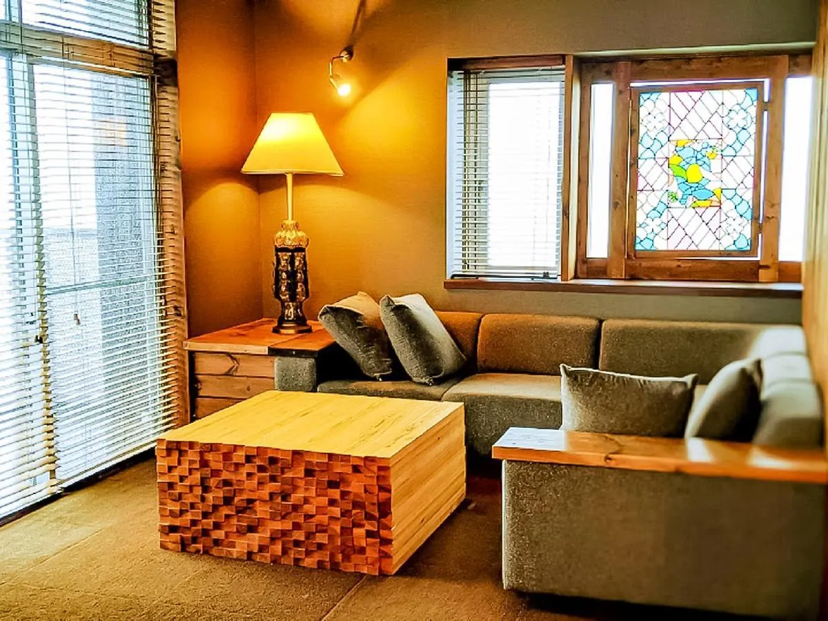 Отель Hakone Villa Bizan