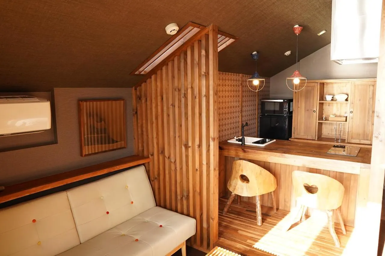 Отель Hakone Villa Bizan
